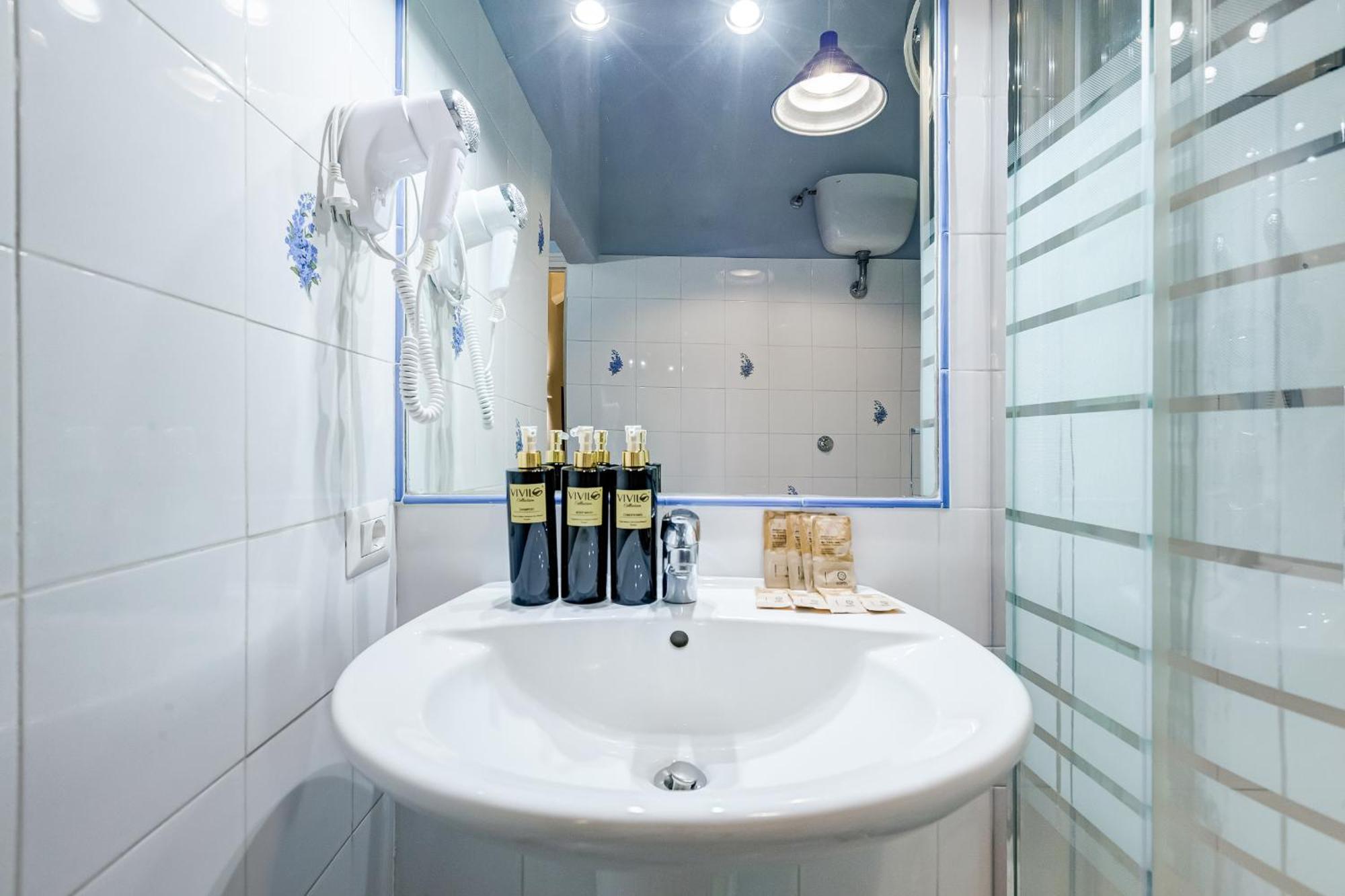 Vivilo Collection - San Vito View Apartment - 3 Bdr 2 Baths Rzym Zewnętrze zdjęcie